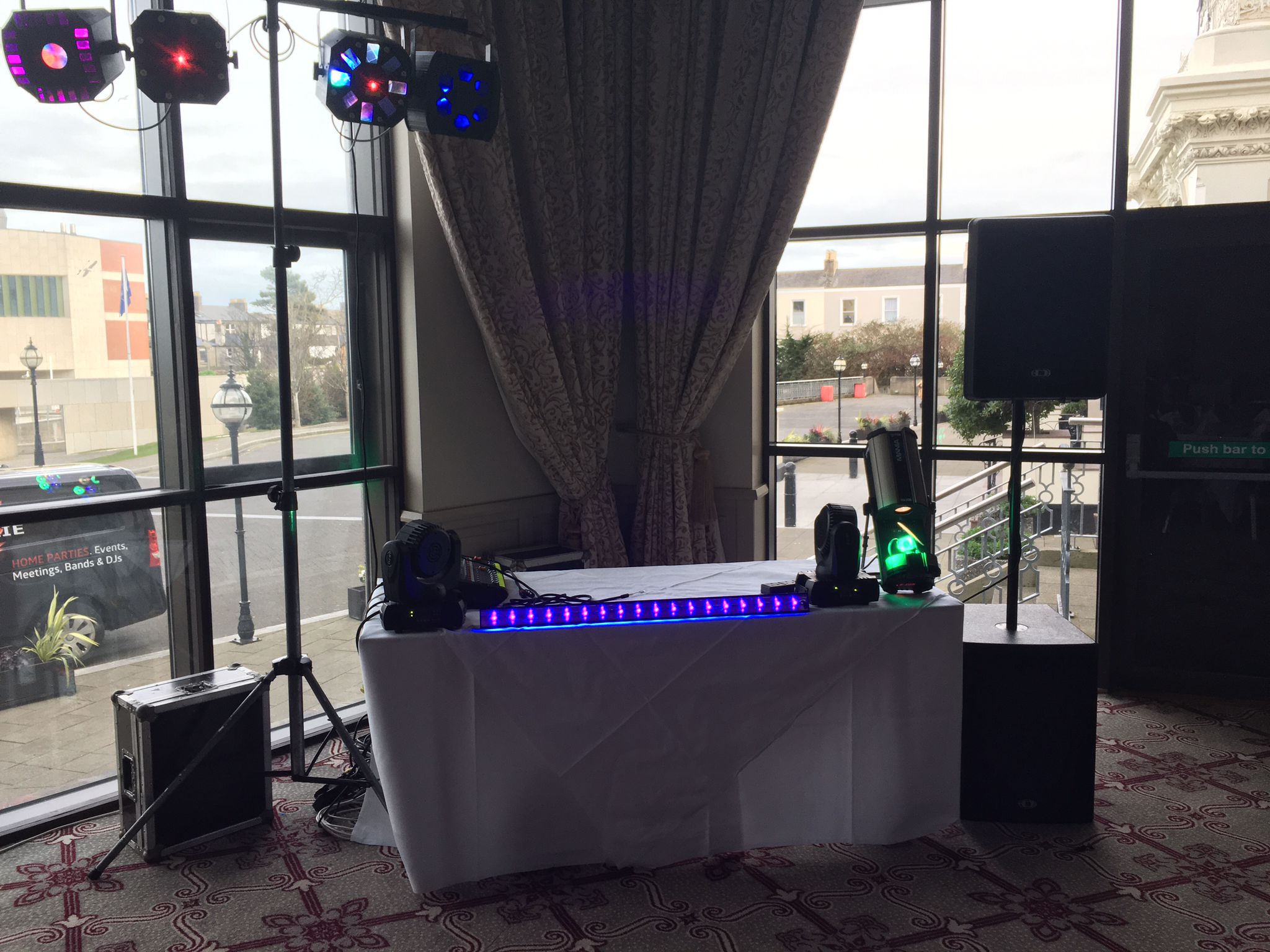 DJ SET UP